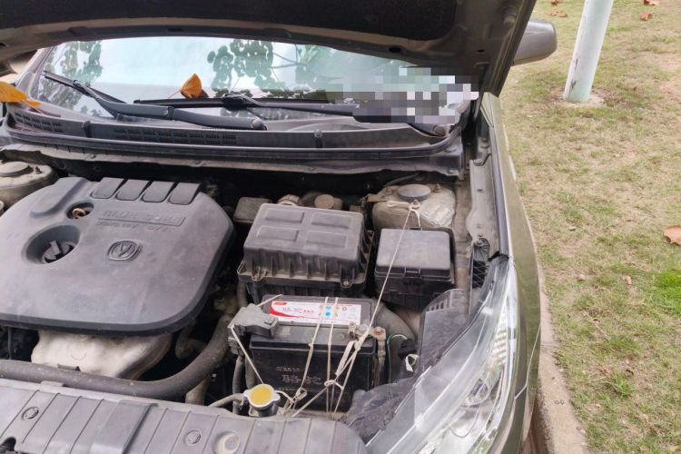 Used CHANGAN Eado 2012 1.6L Manual Luxury Model China IV Standard Engine Bay Left
