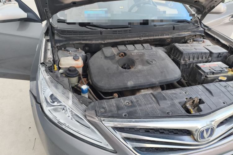 Used CHANGAN Eado 2012 1.6L Manual Luxury Model China IV Standard Engine Bay Right