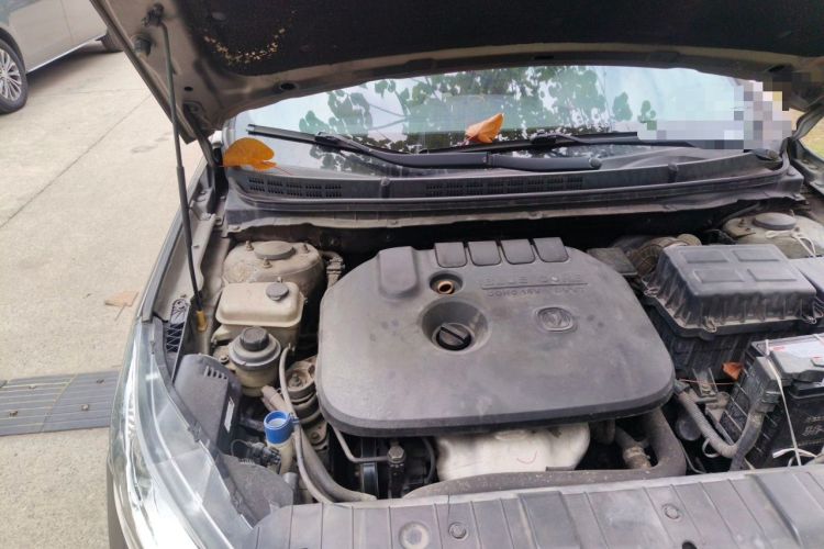 Used CHANGAN Eado 2012 1.6L Manual Luxury Model China IV Standard Engine Bay Right