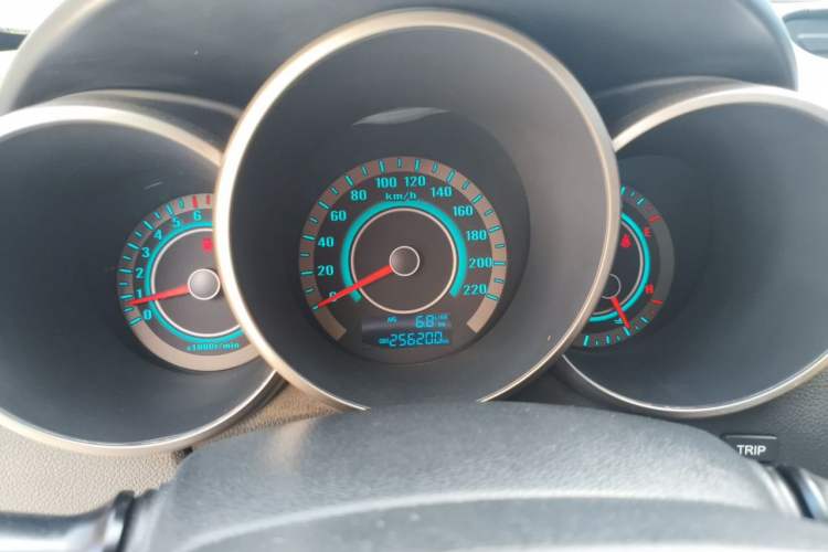 Used CHANGAN Eado 2012 1.6L Manual Luxury Model China IV Standard Instrument Cluster