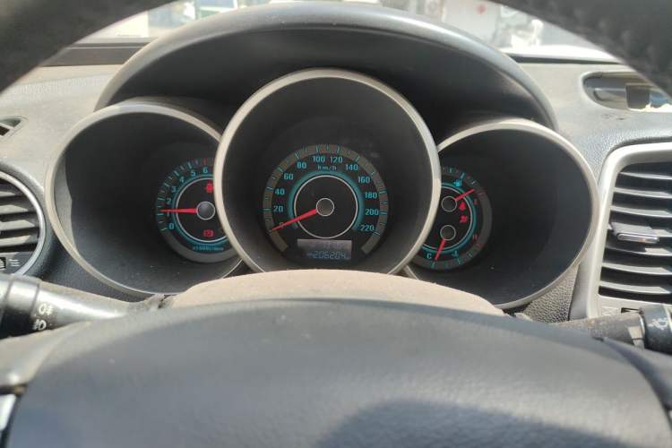 Used CHANGAN Eado 2012 1.6L Manual Luxury Model China IV Standard Instrument Cluster