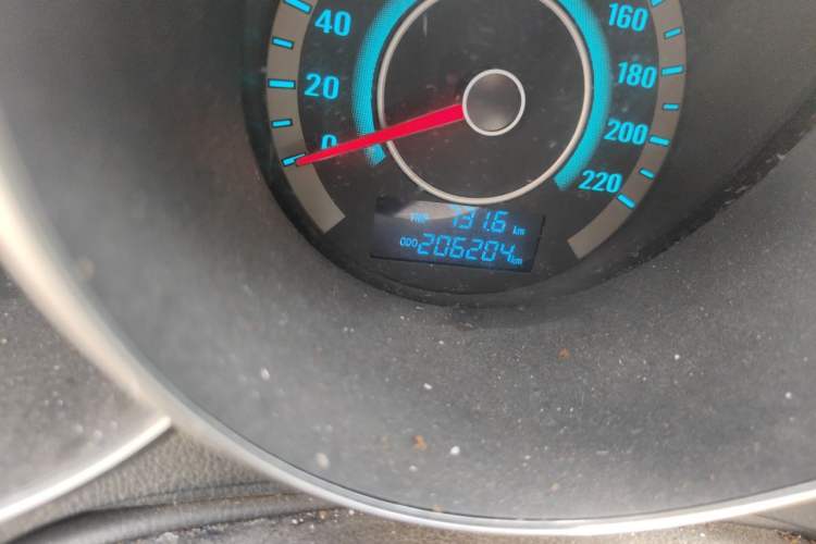 Used CHANGAN Eado 2012 1.6L Manual Luxury Model China IV Standard Odometer Close Up