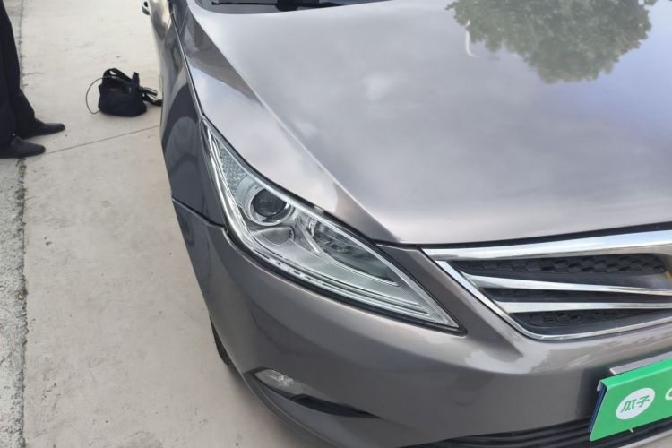 Used CHANGAN Eado 2012 1.6L Manual Luxury Model China IV Standard Right Front Headlight