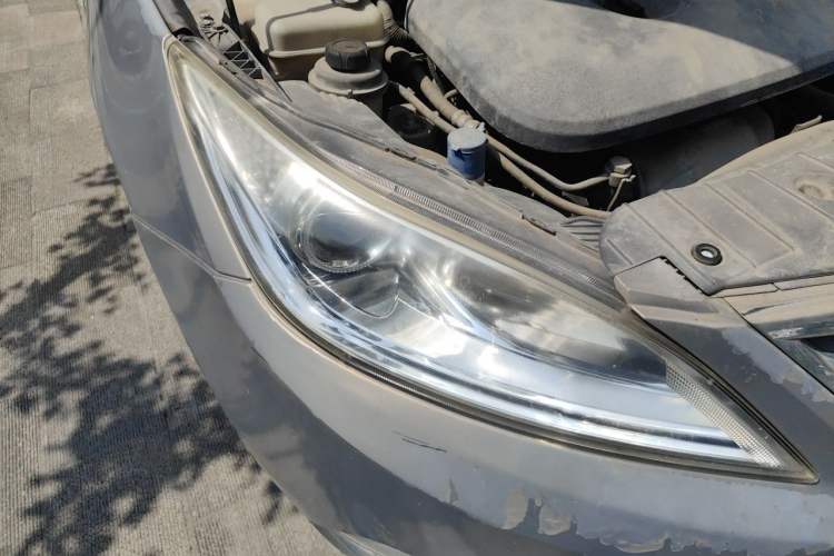 Used CHANGAN Eado 2012 1.6L Manual Luxury Model China IV Standard Right Front Headlight