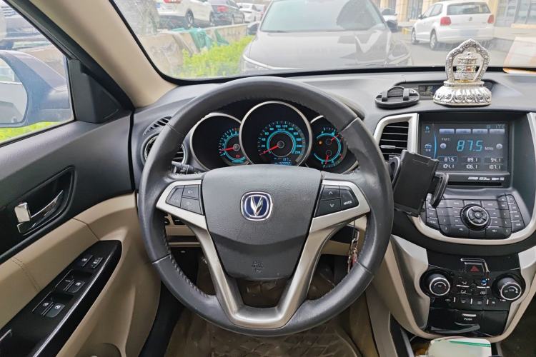 Used CHANGAN Eado 2012 1.6L Manual Luxury Version China IV Standard Steering Wheel