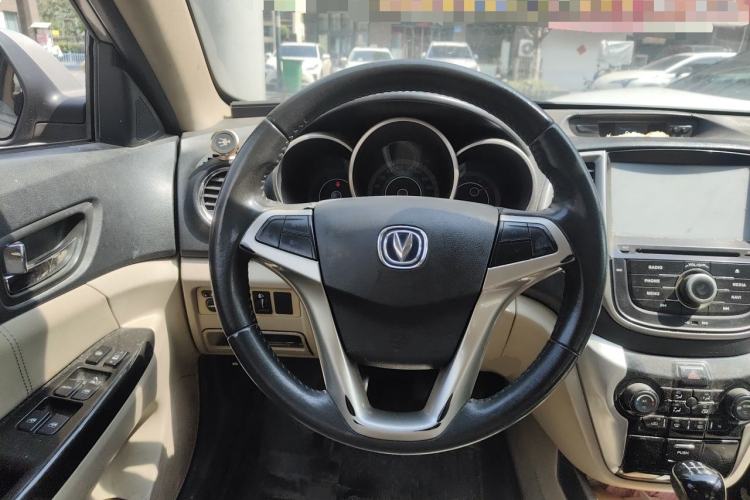 Used CHANGAN Eado 2012 1.6L Manual Luxury Model China IV Standard Steering Wheel