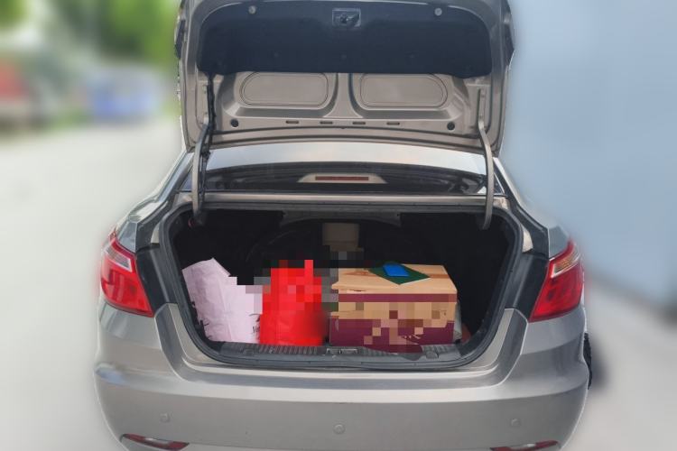 Used CHANGAN Eado 2012 1.6L Manual Luxury Model China IV Standard Trunk