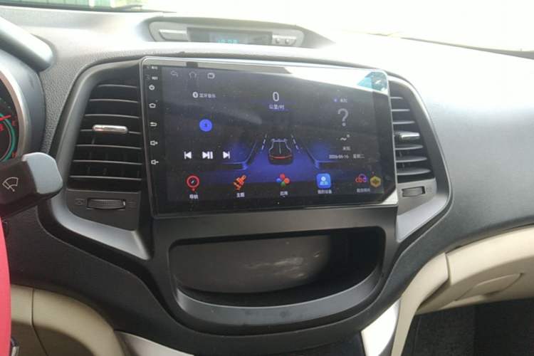 Used CHANGAN Eado 2013 1.6L Manual Elite Model China IV Standard Audio And AC Panel