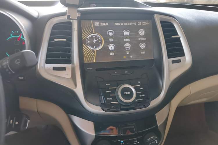 Used CHANGAN Eado 2013 1.6L Manual Elite Model China IV Standard Audio And AC Panel