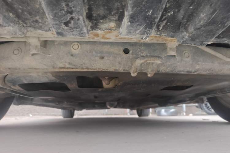 Used CHANGAN Eado 2013 1.6L Manual Elite Model China IV Standard Chassis Front