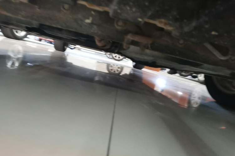Used CHANGAN Eado 2013 1.6L Manual Luxury Model China V Standard Chassis Front