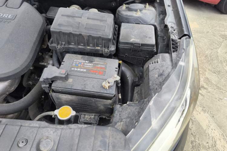 Used CHANGAN Eado 2013 1.6L Manual Luxury Model China V Standard Engine Bay Left