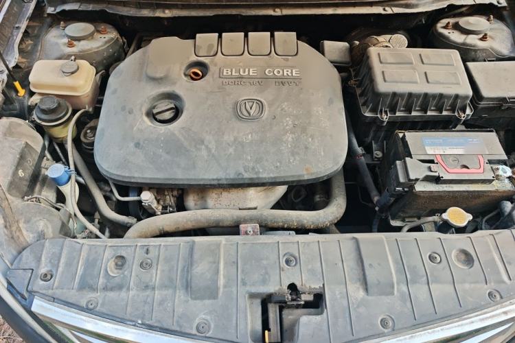Used CHANGAN Eado 2013 1.6L Manual Luxury Model China V Standard Engine Bay