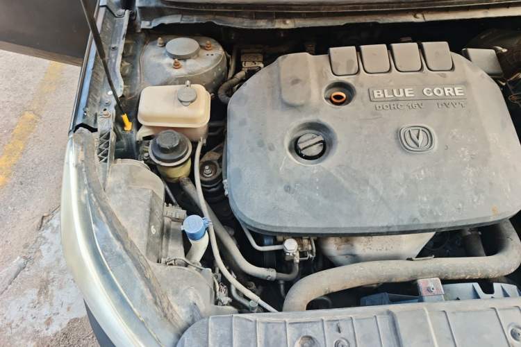 Used CHANGAN Eado 2013 1.6L Manual Luxury Model China V Standard Engine Bay Right