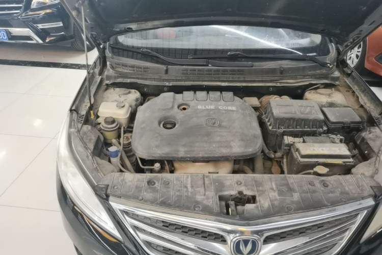 Used CHANGAN Eado 2013 1.6L Manual Luxury Model China V Standard Engine Bay Right