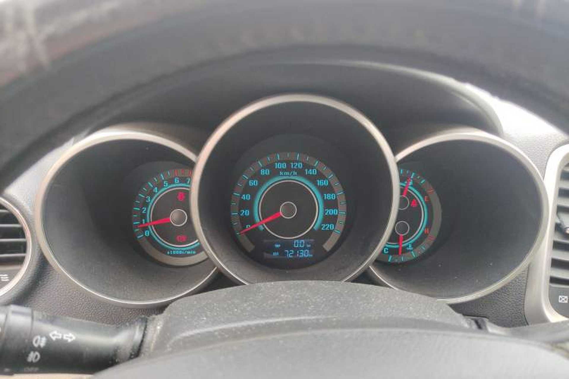 Used CHANGAN Eado 2013 1.6L Manual Luxury Model China V Standard Instrument Cluster