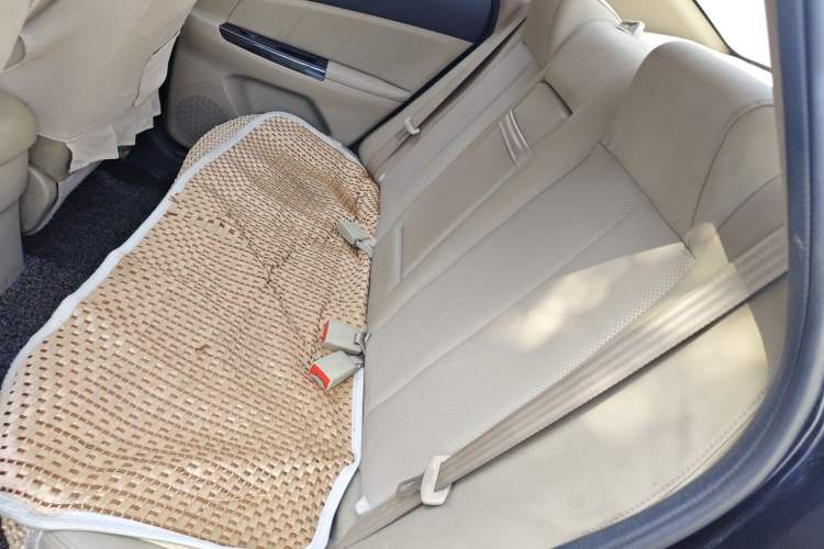 Used CHANGAN Eado 2013 1.6L Manual Luxury Model China V Standard Left Rear Seat