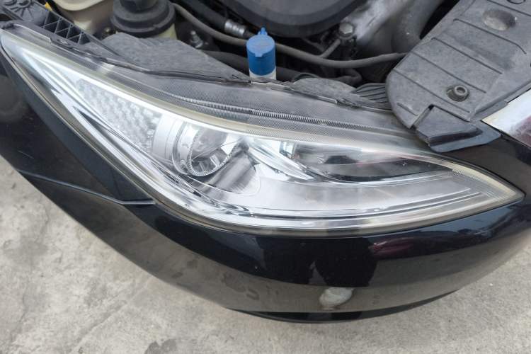 Used CHANGAN Eado 2013 1.6L Manual Luxury Model China V Standard Right Front Headlight