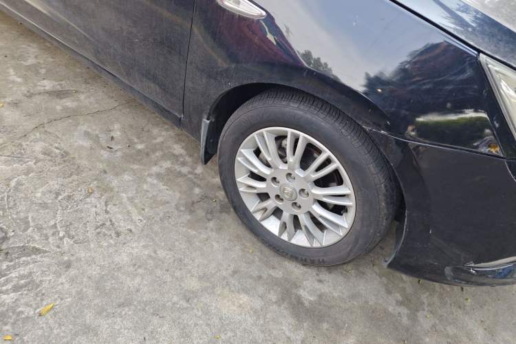 Used CHANGAN Eado 2013 1.6L Manual Luxury Model China V Standard Right Front Wheel Hub