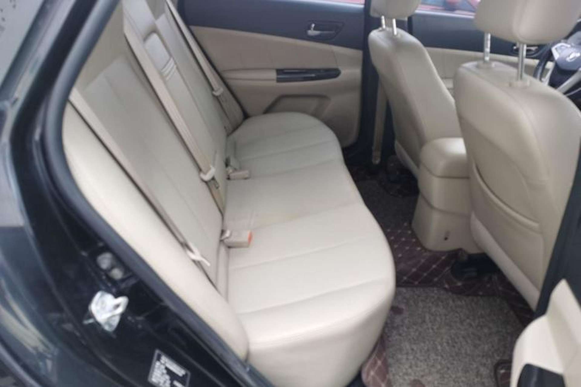 Used CHANGAN Eado 2013 1.6L Manual Luxury Model China V Standard Right Rear Seat