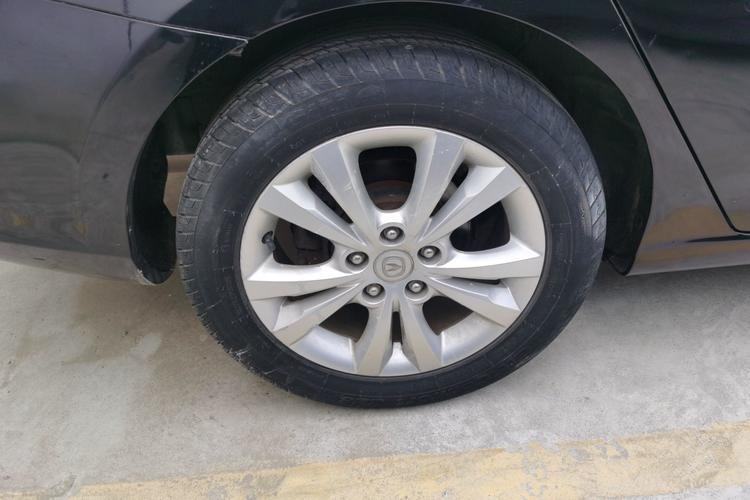 Used CHANGAN Eado 2013 1.6L Manual Luxury Model China V Standard Right Rear Wheel Hub