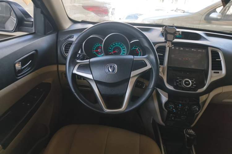 Used CHANGAN Eado 2013 1.6L Manual Elite Model China IV Standard Steering Wheel