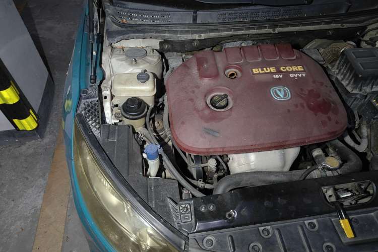 Used CHANGAN Eado 2013 1.6L Automatic ZhiKu Model China IV Standard Engine Bay Right