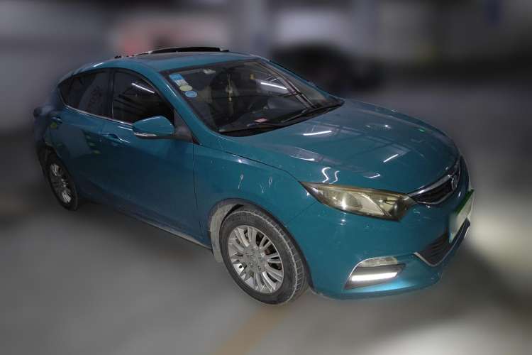 Used CHANGAN Eado 2013 1.6L Automatic ZhiKu Model China IV Standard Front Right 45 Deg