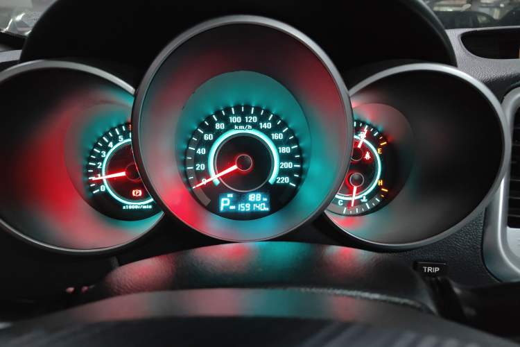 Used CHANGAN Eado 2013 1.6L Automatic ZhiKu Model China IV Standard Instrument Cluster