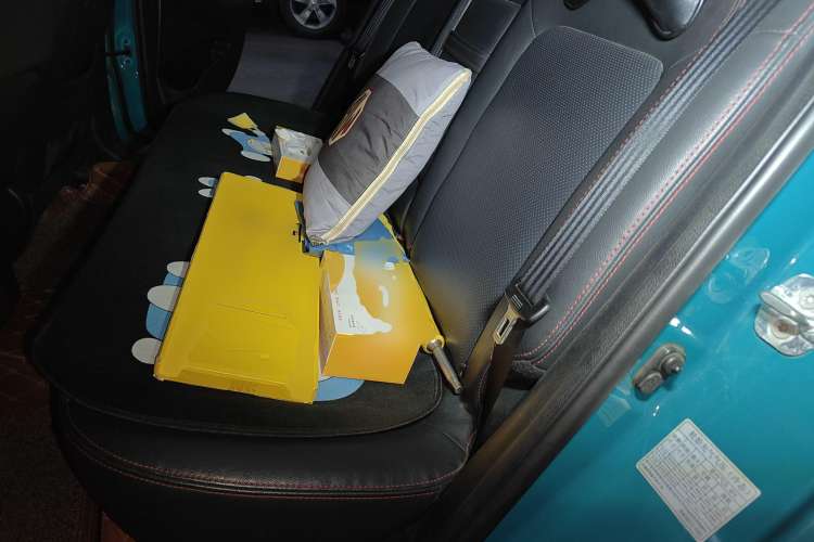 Used CHANGAN Eado 2013 1.6L Automatic ZhiKu Model China IV Standard Left Rear Seat
