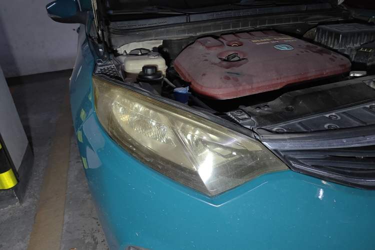 Used CHANGAN Eado 2013 1.6L Automatic ZhiKu Model China IV Standard Right Front Headlight
