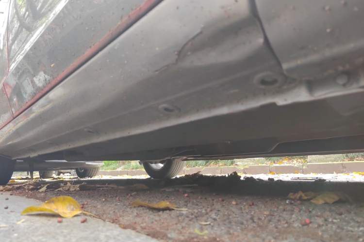 Used CHANGAN Eado 2013 1.6L Manual Elite Model China IV Standard Chassis Front Right