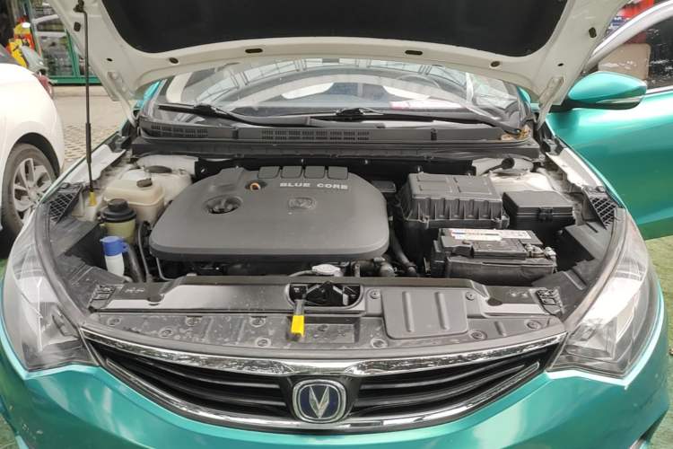 Used CHANGAN Eado 2013 1.6L Automatic Junku Model China IV Standard Engine Bay