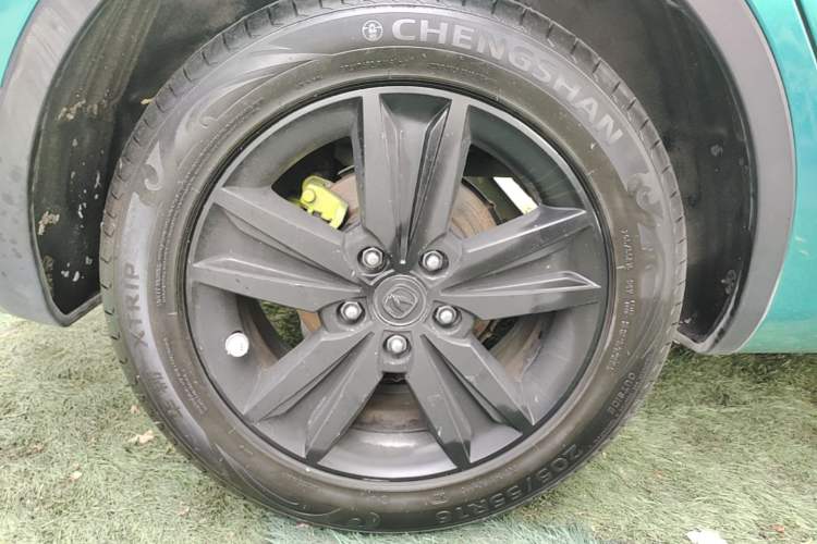 Used CHANGAN Eado 2013 1.6L Automatic Junku Model China IV Standard Exterior 3