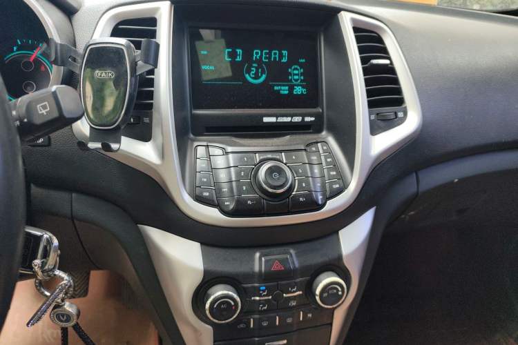 Used CHANGAN Eado 2013 1.6L Manual Junku Model China V Standard Audio And AC Panel