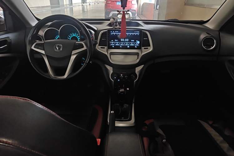 Used CHANGAN Eado 2013 1.6L Manual Junku Model China V Standard Center Console