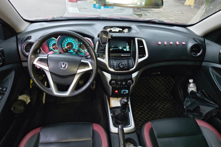 Used CHANGAN Eado 2013 1.6L Manual Junkuo Model China IV Standard Center Console