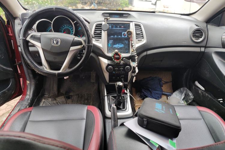 Used CHANGAN Eado 2013 1.6L Manual Junkuo Model China IV Standard Center Console