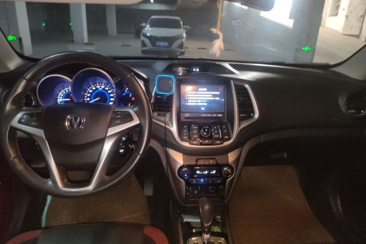 Used CHANGAN Eado 2013 1.6L Automatic Junku Model China IV Standard Center Console