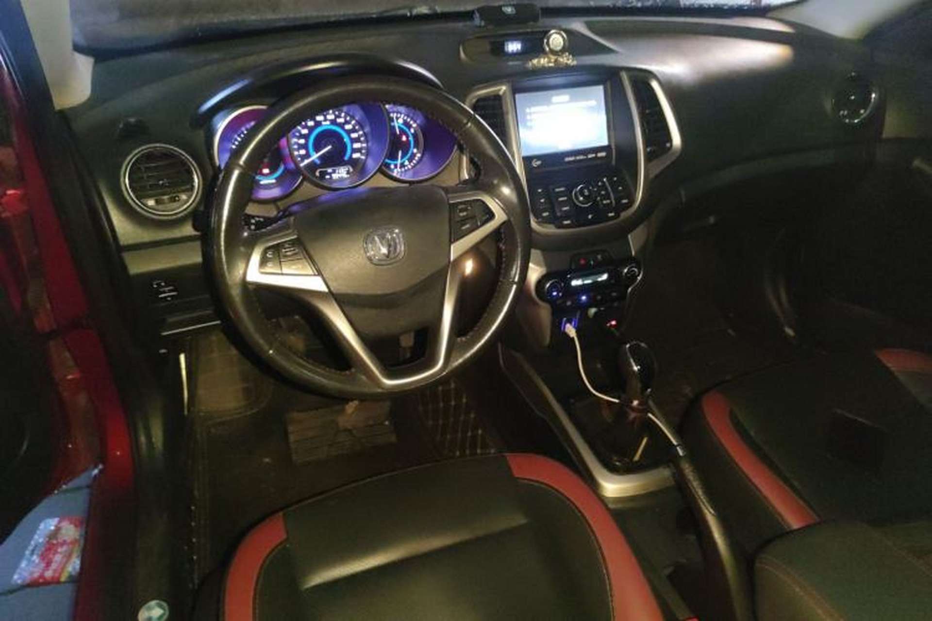 Used CHANGAN Eado  Center Console