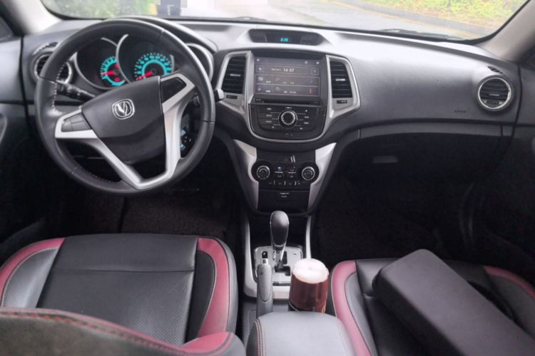 Used CHANGAN Eado 2013 1.6L Automatic Junku Model China IV Standard Center Console