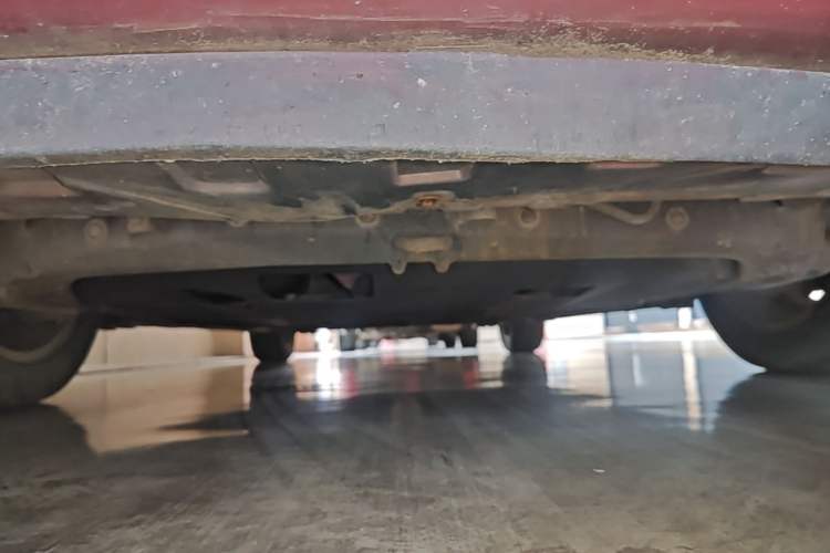 Used CHANGAN Eado 2013 1.6L Manual Junku Model China V Standard Chassis Front