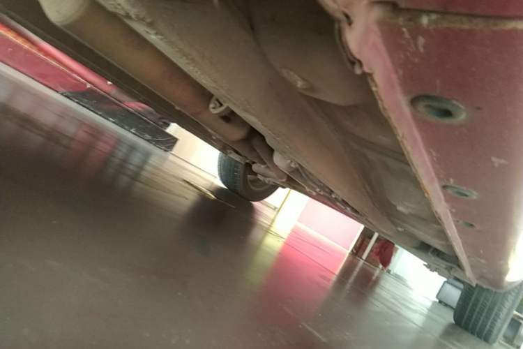 Used CHANGAN Eado 2013 1.6L Automatic ZhiKu Model China IV Standard Chassis Front Left