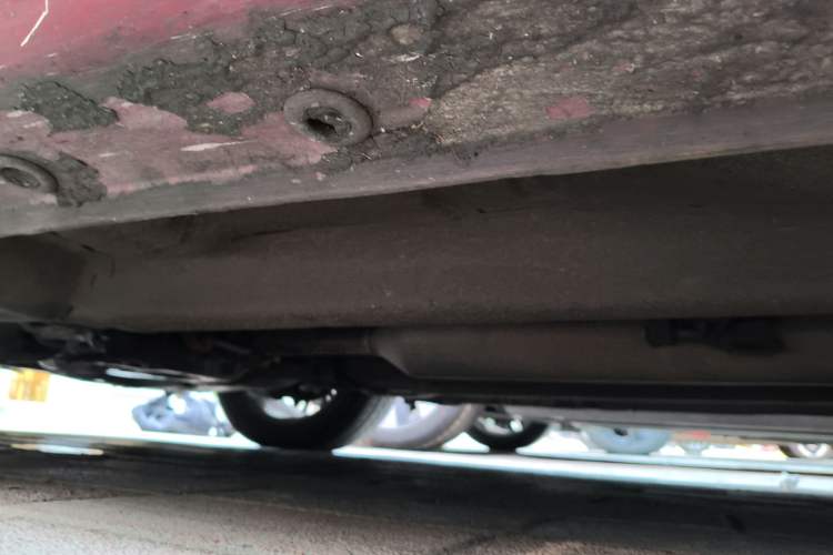 Used CHANGAN Eado 2013 1.6L Automatic Junku Model China IV Standard Chassis Front Left