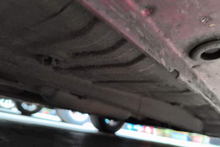 Used CHANGAN Eado 2013 1.6L Automatic Junku Model China IV Standard Chassis Front Right
