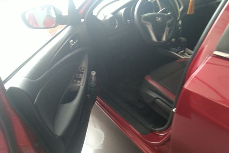 Used CHANGAN Eado 2013 1.6L Automatic ZhiKu Model China IV Standard Driver Seat