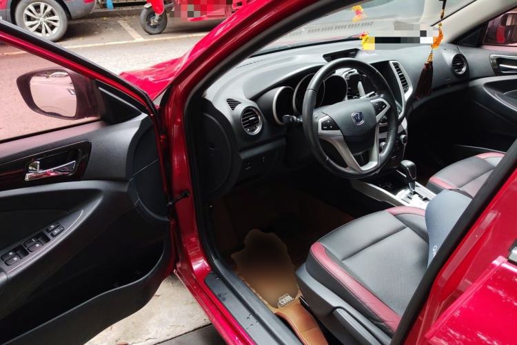 Used CHANGAN Eado 2013 1.6L Automatic ZhiKu Model China IV Standard Driver Seat