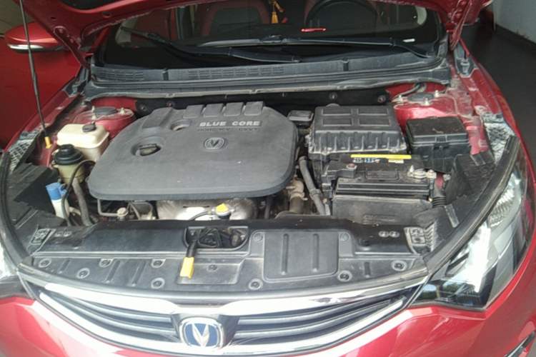 Used CHANGAN Eado 2013 1.6L Automatic ZhiKu Model China IV Standard Engine Bay