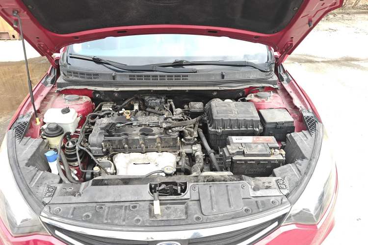 Used CHANGAN Eado 2013 1.6L Automatic Junku Model China IV Standard Engine Bay