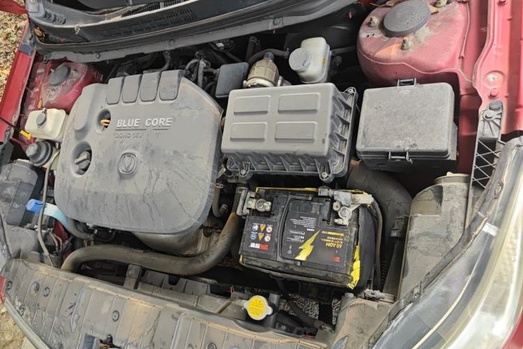 Used CHANGAN Eado 2013 1.6L Manual Luxury Model China V Standard Engine Bay